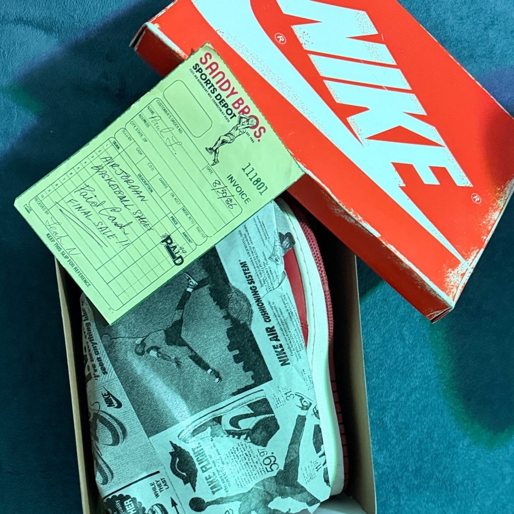 Nike Red and White Sports Shoes